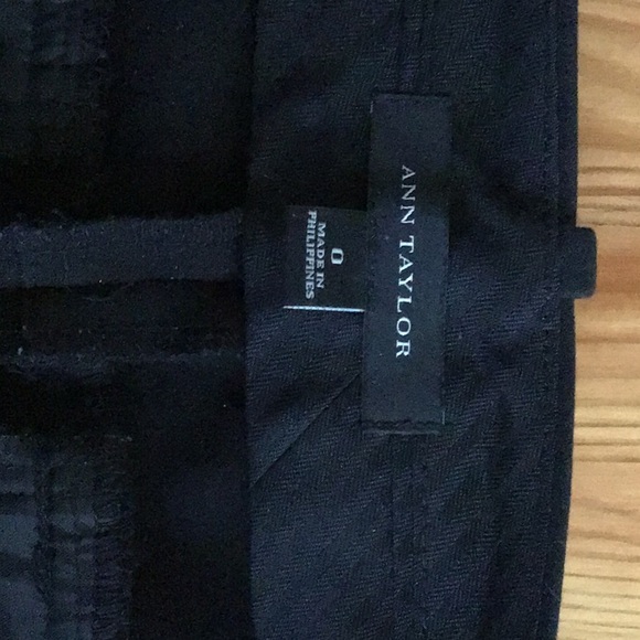 Beautiful Ann Taylor pants, excellent condition, size 0 - Picture 3 of 8